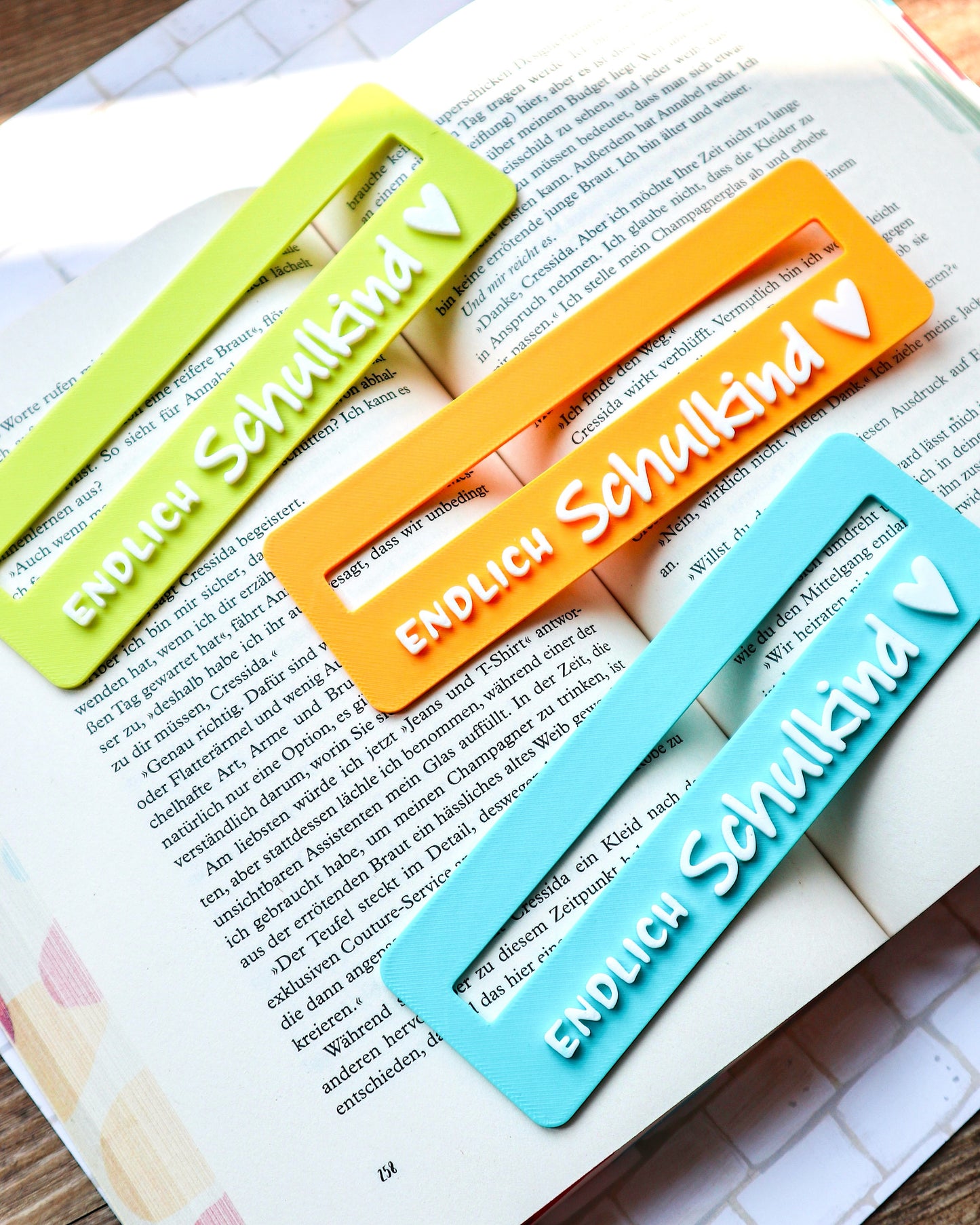 Reading aid “Finally a schoolchild” – 3D printed