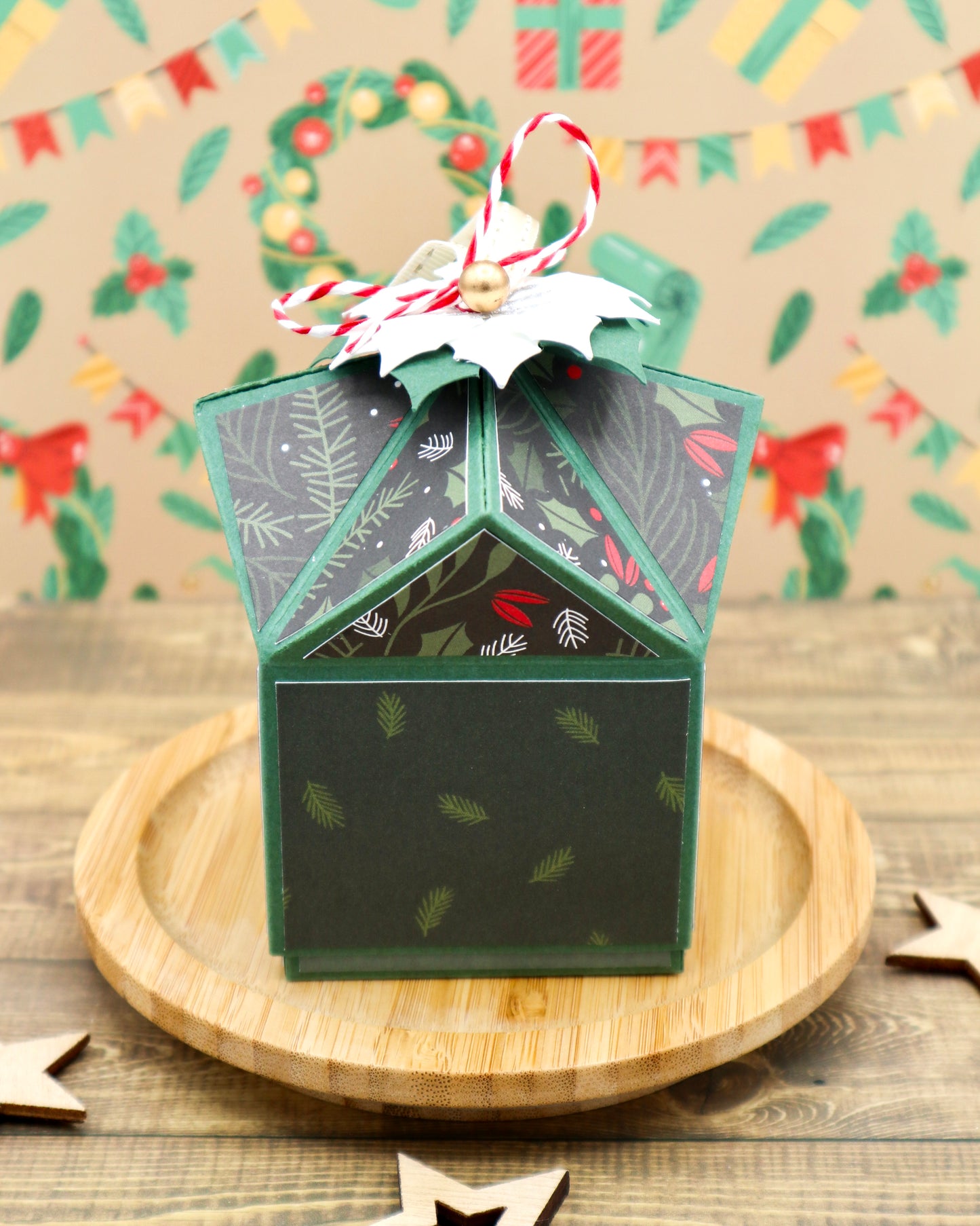 MULTIFACETED BOX