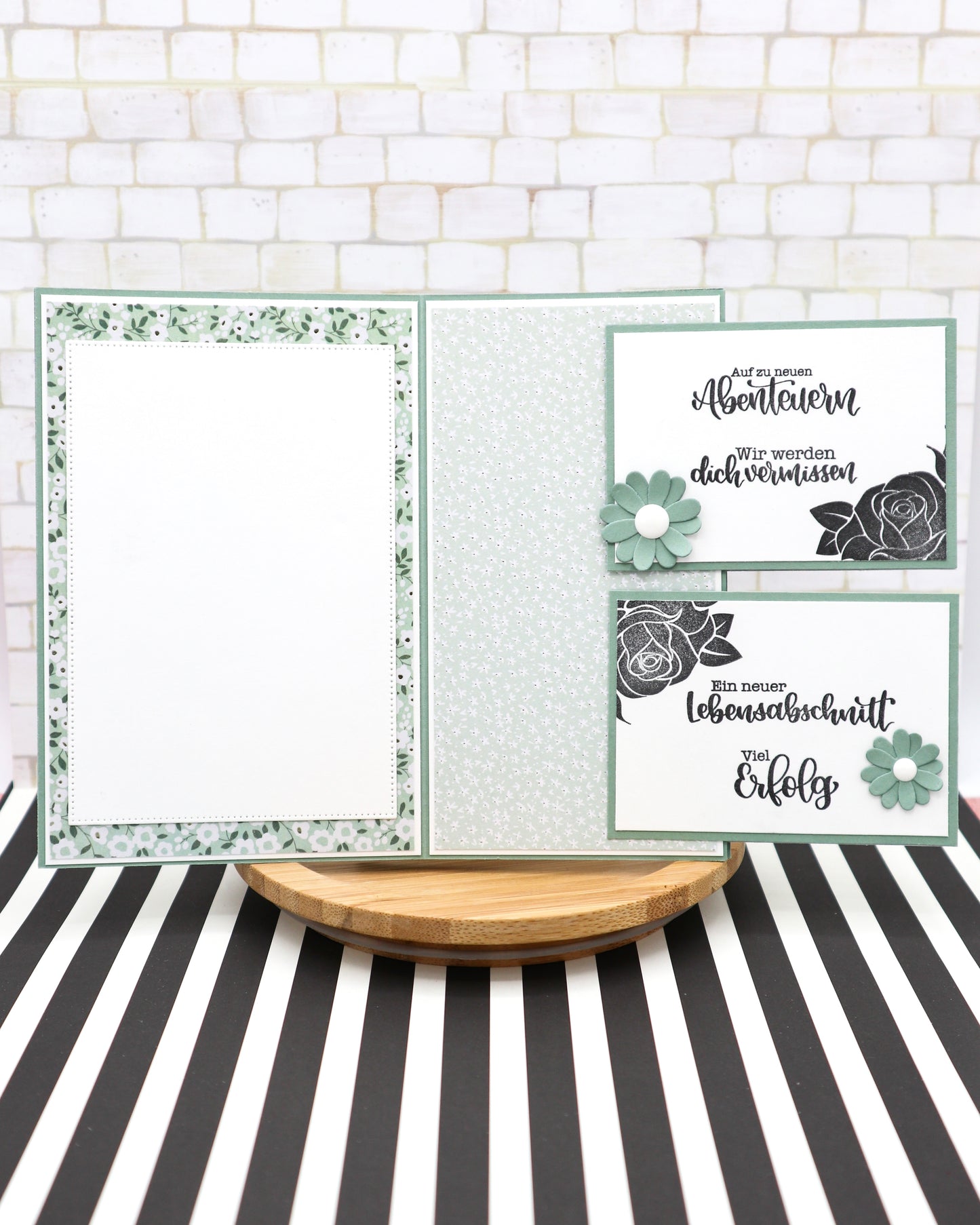 Seitliche Flipkarte - Maße & Falzlinien in CM Angaben (PDF-Download) DEUTSCH