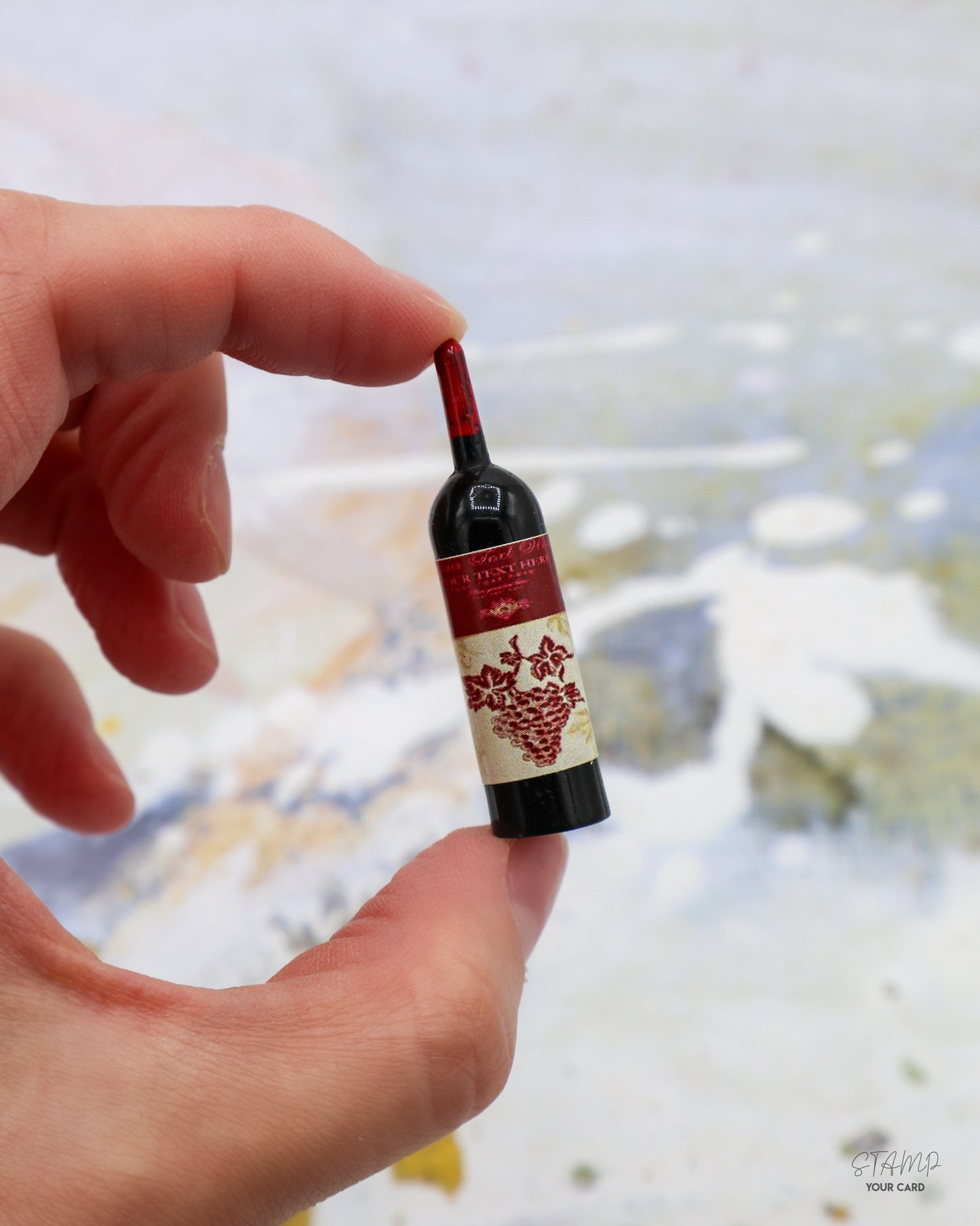 raise your GLAS, Miniatur Weinflasche mit Weingläsern