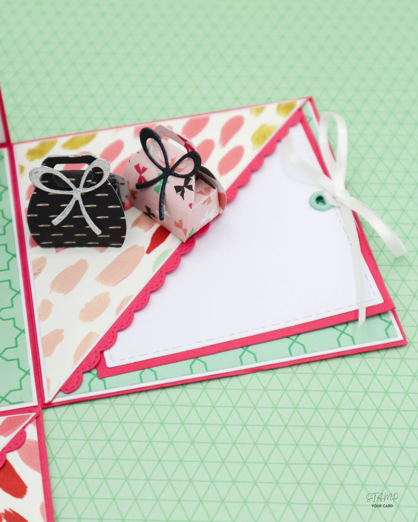 SHOPPING Explosionsbox