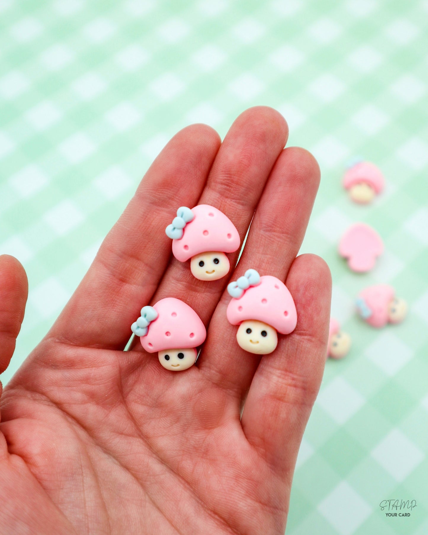 smiling MUSHROOMS, 2D Miniatur Pilze