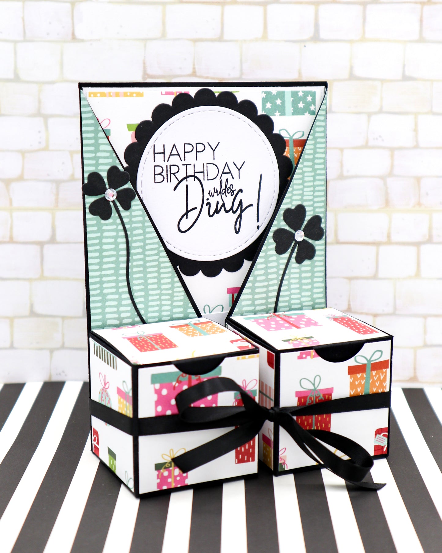 Gift Box Card - measurements & scoring lines in CM (PDF-Download) ENGLISH
