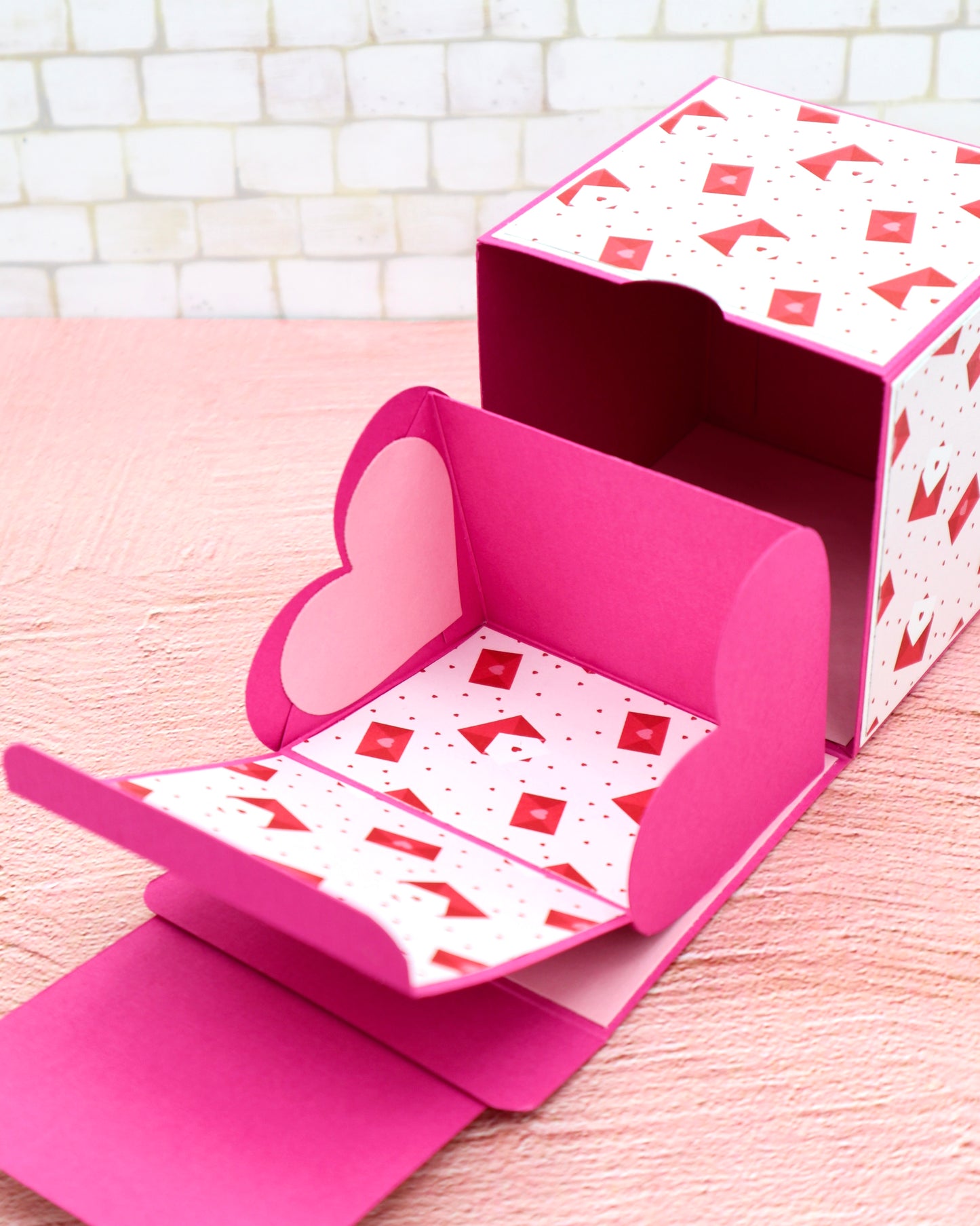 Hidden Heart Box - measurements & scoring lines in CM (PDF-Download) ENGLISH