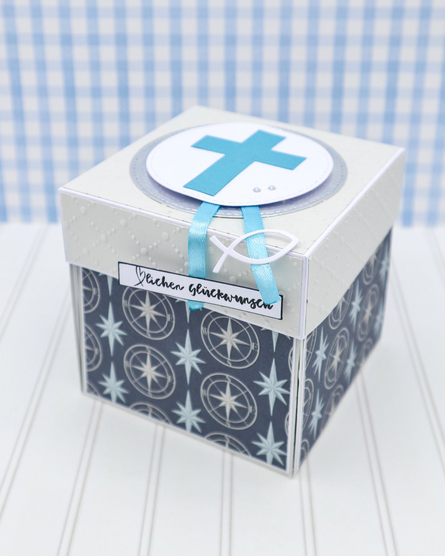 Explosionsbox zur KOMMUNION