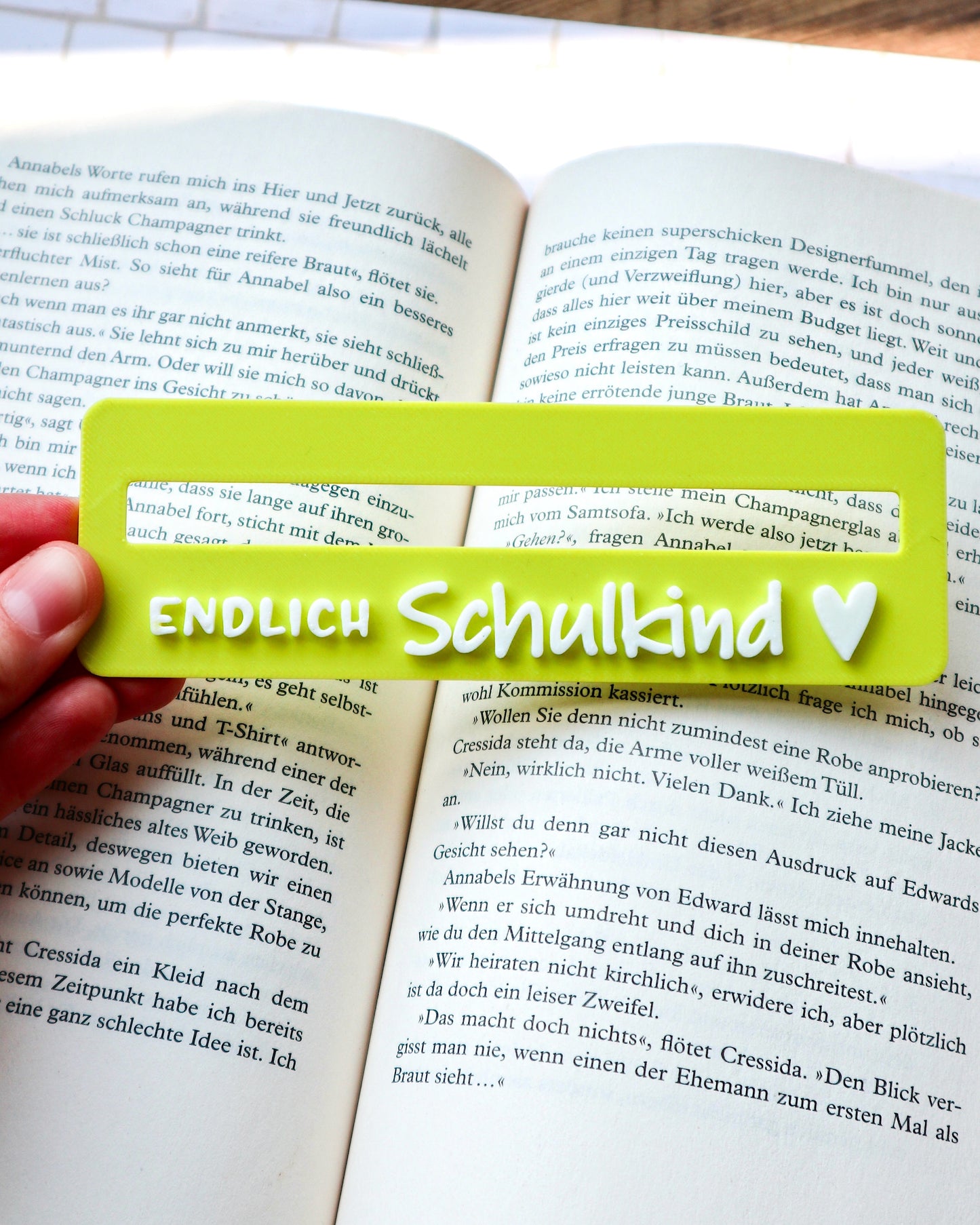 Reading aid “Finally a schoolchild” – 3D printed